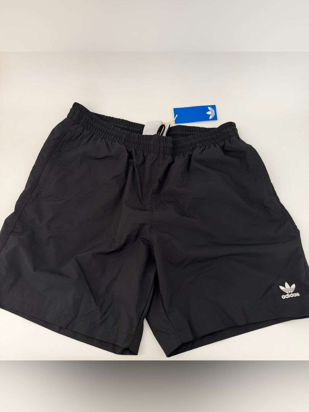 ADIDAS ORIGINALS TREFOIL ESSENTIALS WOVEN SHORTS NWT XL